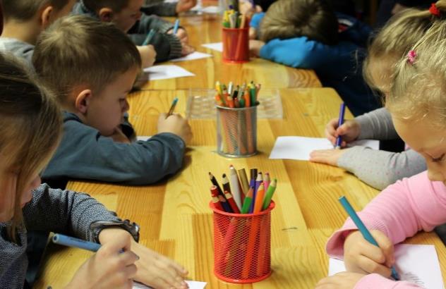 幼兒園品牌策劃設(shè)計.jpg 幼兒園品牌策劃設(shè)計.jpg